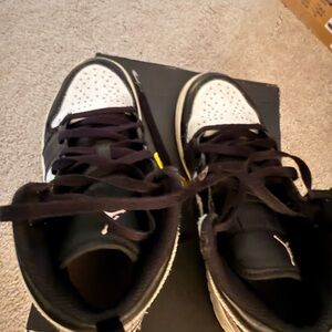 Jordan Kids Sneakers Black and White